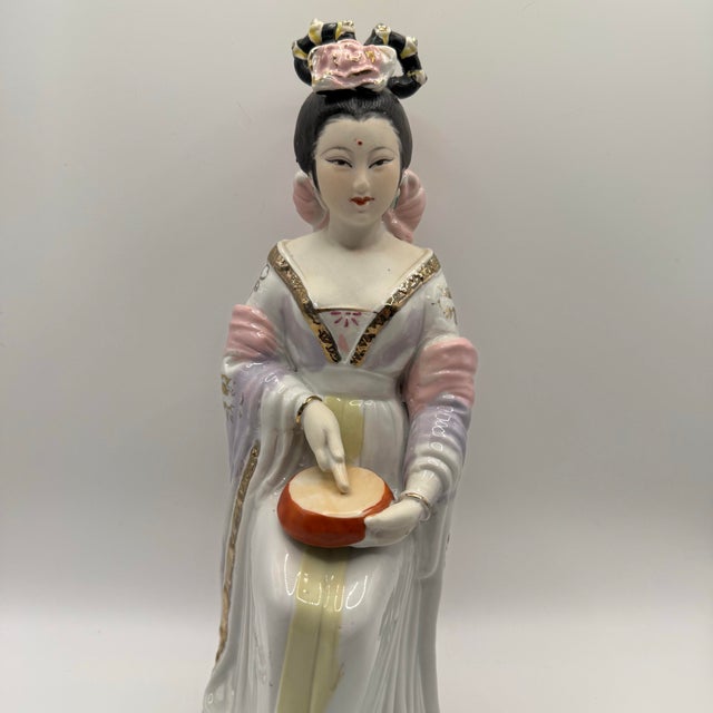 Vintage Chinese Porcelain Girl Court Lady Shougu Hand Drum Musician Geisha Style For Sale - Image 12 of 12