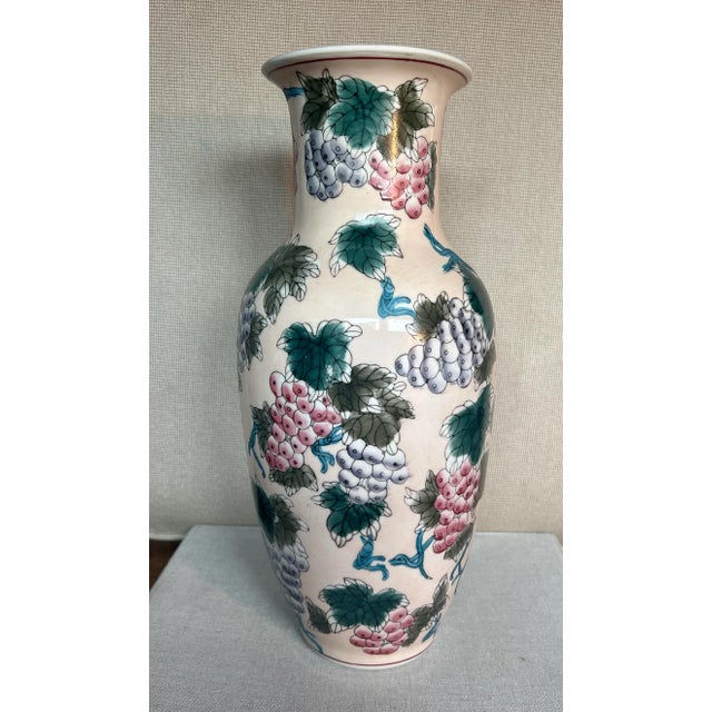 Vintage Pale Pink Chinese Vase For Sale - Image 4 of 7