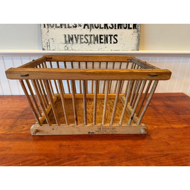 Antique Hudson Delivery Crate by Rugg Manufacturing Co. – Wooden Grocery Basket With Original Advertising, C. 1910–1930 For Sale - Image 12 of 14