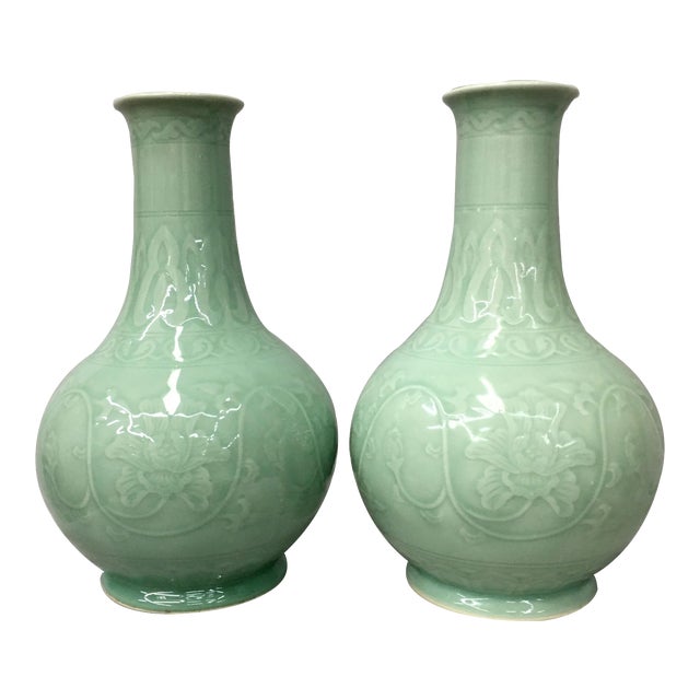 Long Neck Celedon Vases For Sale