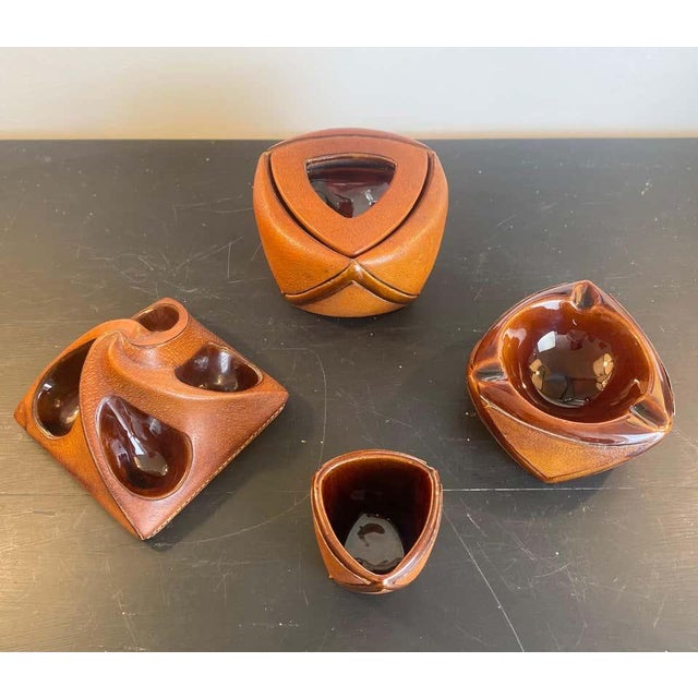 Havana Brown Smocking Kit in Saddle Leather and Earthenware from Longchamp, 1950, Set of 4 For Sale - Image 6 of 18