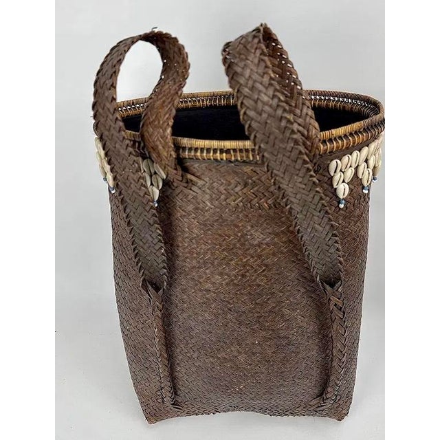 Three Vintage Handwoven Rattan and Shell Bags / Baskets For Sale - Image 11 of 14
