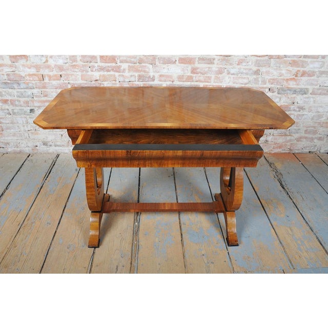 Biedermeier Writing Desk in Walnut, Austria, 1820s For Sale - Image 10 of 14