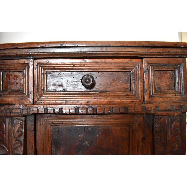 Brown Late 16th to Early 17th-Century Italian Walnut Credenzino Cabinet For Sale - Image 8 of 13