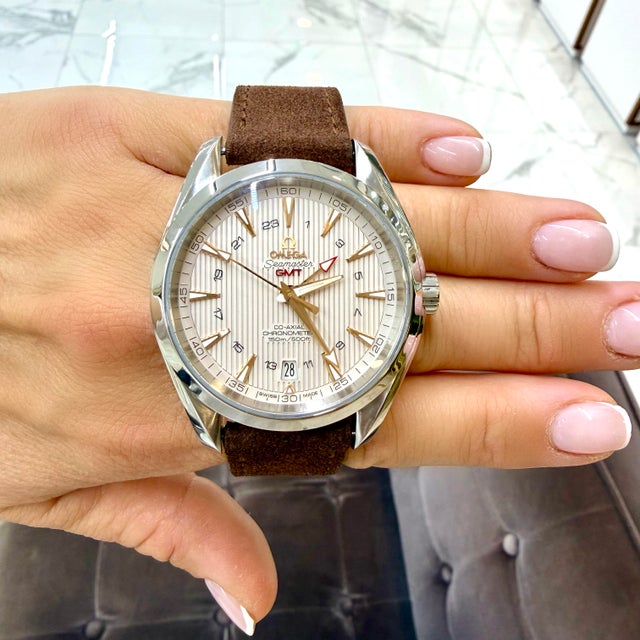 Brand: Omega Gender: Mens Metal Type: Stainless Steel Diameter: 43.00 mm Weight: 113.40 grams OMEGA Gent's stainless...