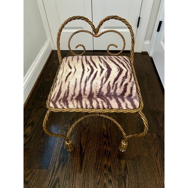 Mid 20th Century Hollywood Regency Italian Tole Rope & Tassel Vanity Stool For Sale - Image 5 of 5