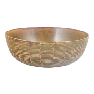 Low Stoneware Bowl with Ribbed Surface by Axel Salto for Royal Copenhagen For Sale