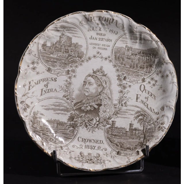 Queen Victoria Diamond Jubilee Plates, 1890s, Set of 2 For Sale - Image 4 of 5