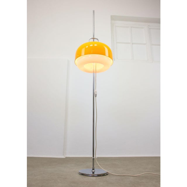 Space Age Yellow Medusa Floor Lamp by Luigi Massoni for Guzzini, 1970s For Sale - Image 13 of 18