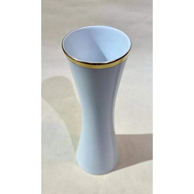 Vintage German Vase from Thomas, in Very Good conditions. Designed 1970 to 1979 This piece has an attribution mark, I am...