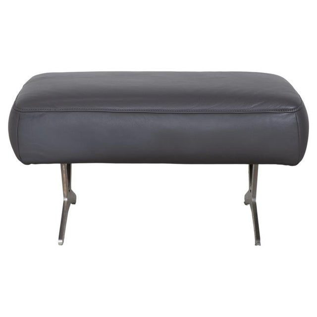 Animal Skin Monroe Ottoman in Grey Leather from Koinor For Sale - Image 7 of 8