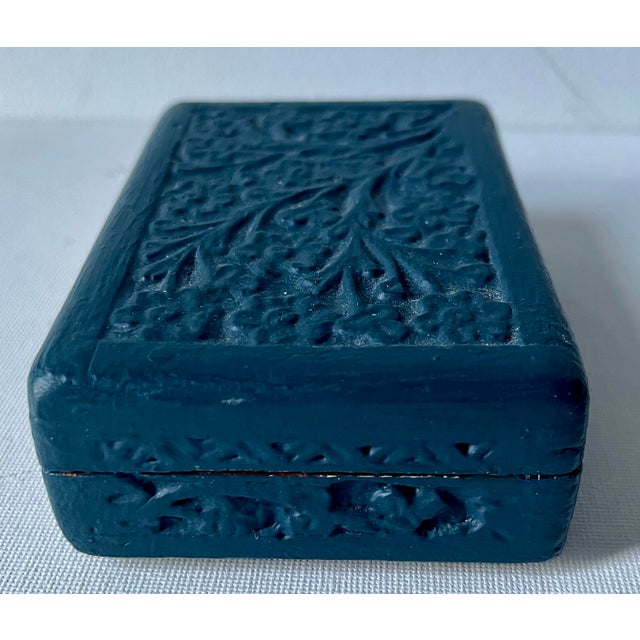 1970s Vintage Anglo-Indian Carved Box For Sale - Image 5 of 6