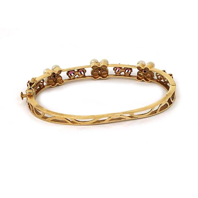 Contemporary Ruby & Pearls 14k Yellow Gold Bangle Bracelet For Sale - Image 3 of 4