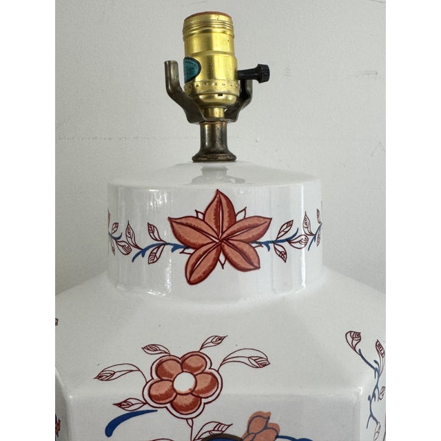 White Late 20th Century Tyndale Imari Ginger Jar Ceramic Table Lamp For Sale - Image 8 of 12