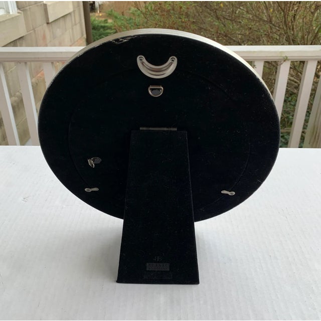 Late 20th Century Art Deco Silver Leaf Oval Picture Frame For Sale - Image 5 of 6