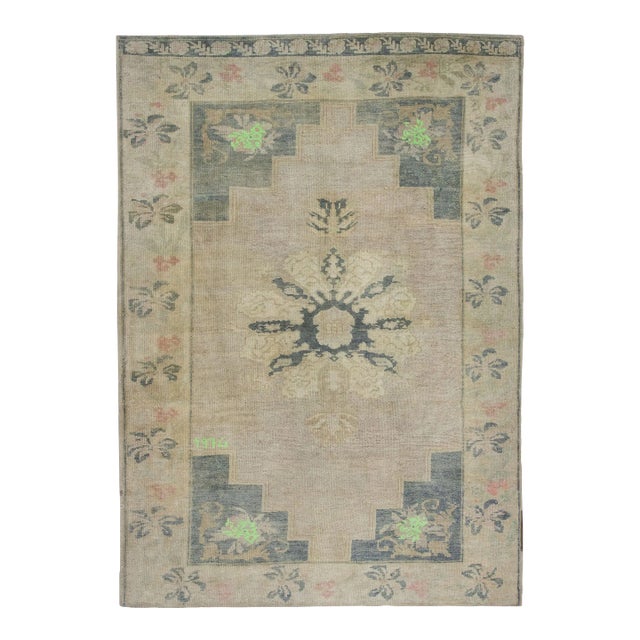 Vintage Turkish Rug 4'10" x 6'11" For Sale