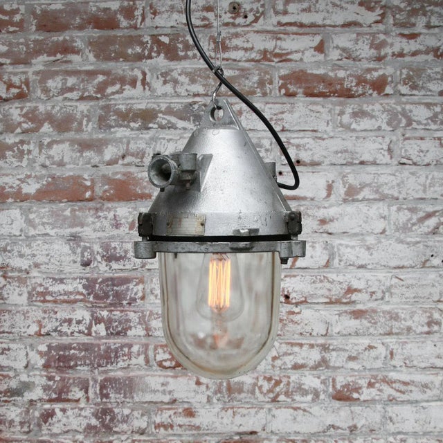 Silver Cast Aluminium Industrial Hanging Pendant Lamp For Sale - Image 4 of 5