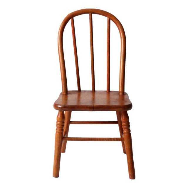 Vintage Early American Style Child's Chair For Sale