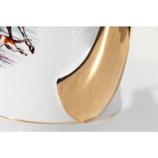 Ceramic 1970s Vista Alegre Portugal Porcelain Coffee Pot Depicting a Fox Hunting Scene For Sale - Image 7 of 13