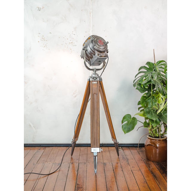 Hollywood Keg Light Floor Lamp with Fresnel Lens from Bardwell McAlister, 1950s For Sale - Image 17 of 18