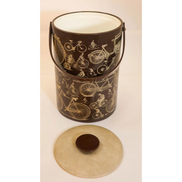 Mid 20th Century Georges Briard Signed Ice Bucket Brown Vinyl With Bicycle Design Vintage 1950s For Sale - Image 5 of 12