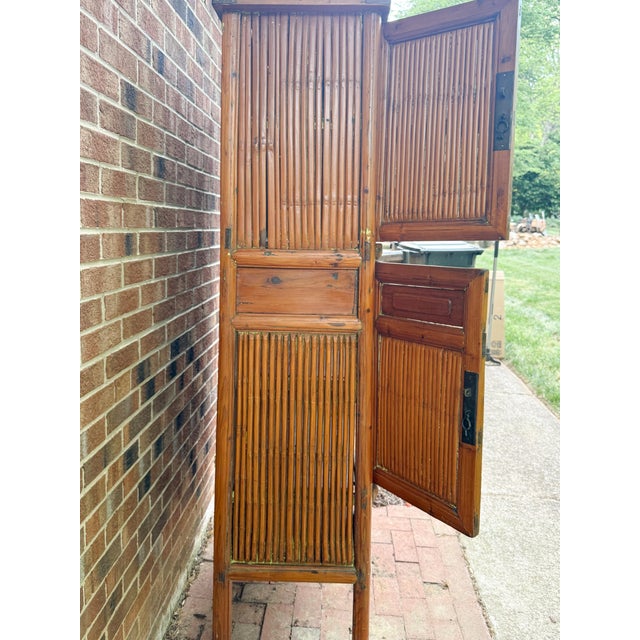 Early 18th Century Chinese Bamboo Kitchen Cabinet Qing Dynasty For Sale - Image 4 of 12