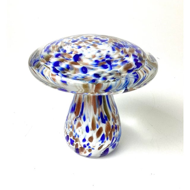 Vintage Mid Century Modern Murano Glass Mushroom Paperweight. 4 1/2 inches wide by 5 inches in diameter. Wonderful vintage...