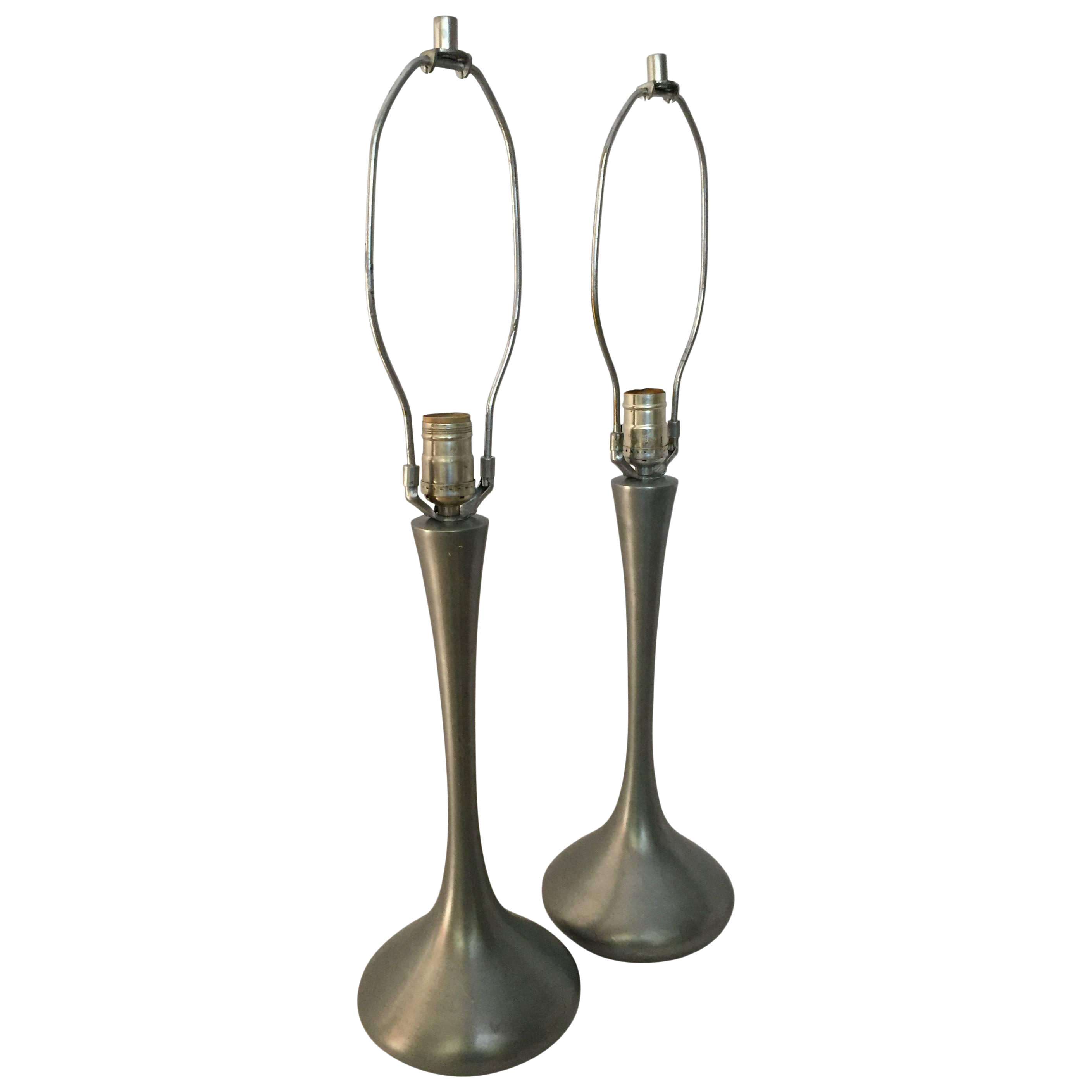 laurel tulip lamp