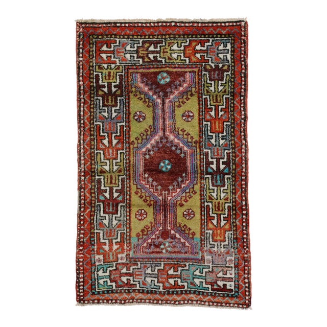 Vintage Turkish Oushak Rug - 02'07 X 04'07 For Sale