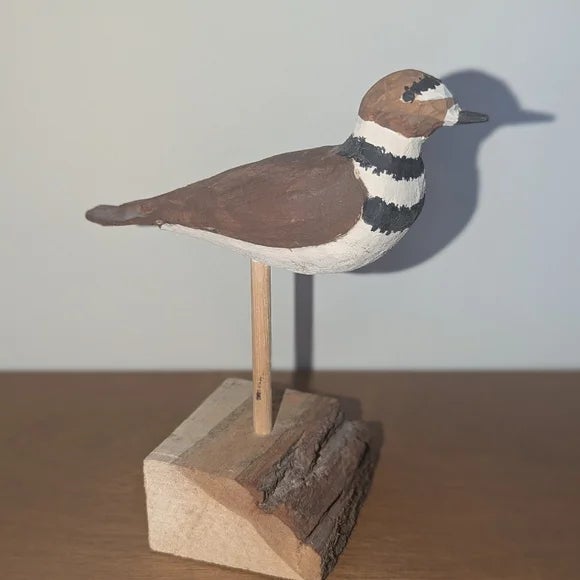 1980s Vintage Hand Carved Wood Shore Bird — Signed Folk Art, 6.5" For Sale - Image 5 of 7