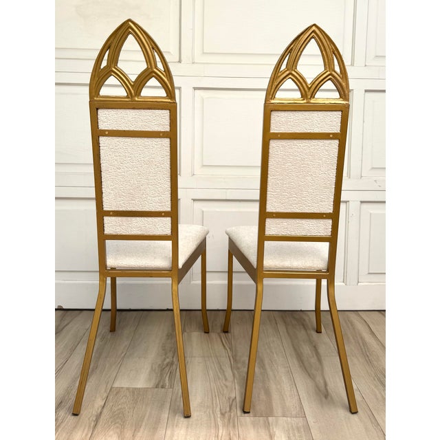 Pair of Hollywood Regency Gothic Revival Gold Dining or Accent Chairs in Ivory Bouclé For Sale - Image 4 of 9
