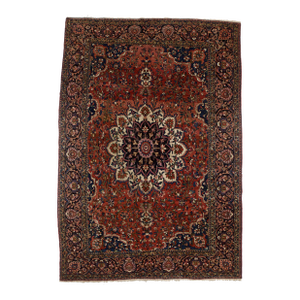 Fine Antique Persian Bakhtiari Rug 7’0" X 10’3”