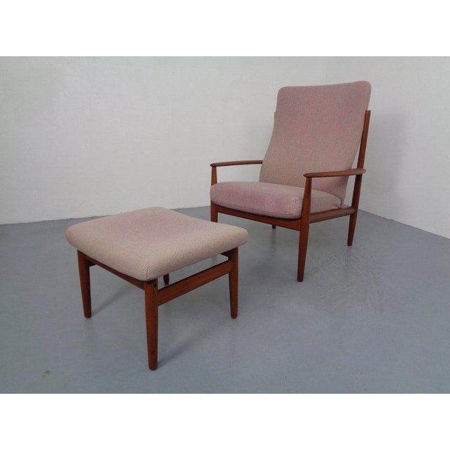 Set of 1 early easy chair and ottoman of Grete Jalk. Made by France & Daverkosen in Denmark. This piece has an attribution...