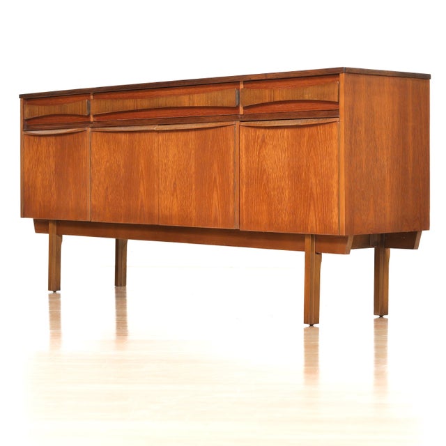 Mid Century Teak Credenza by Linden Furniture For Sale In Los Angeles - Image 6 of 11