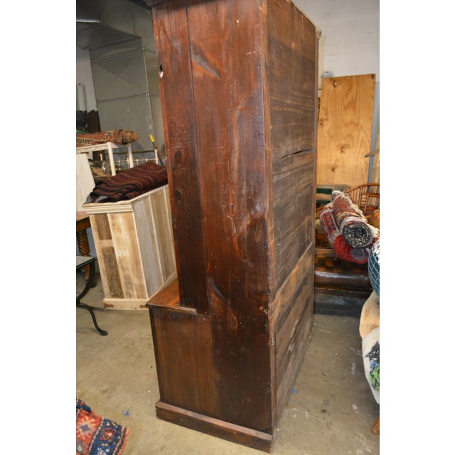 Farmhouse 1950s Vintage Dark Pine Rustic Farmhouse Open Top Hutch With Shelf & 4 Drawers / Cupboard Below For Sale - Image 3 of 12