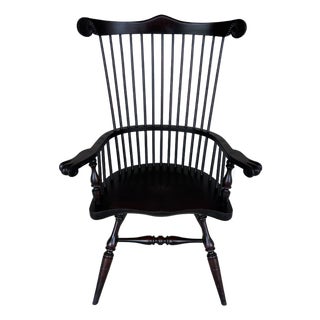 Vintage Philadelphia Style Auburn Crackle Finish Comb Back Arm Chair For Sale