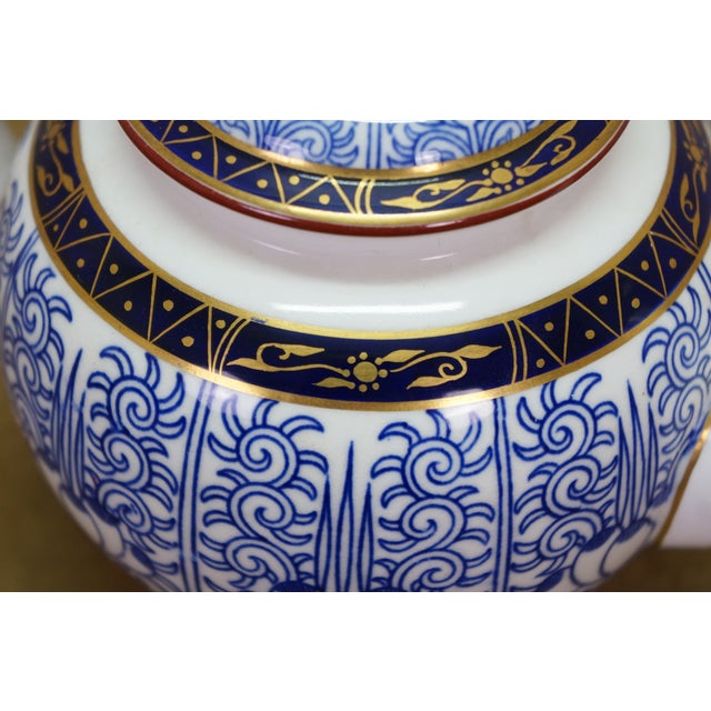 1880 Antique Old Worcester Porcelain Queens Royal Lily Blue & White Teapot 7" For Sale - Image 11 of 18