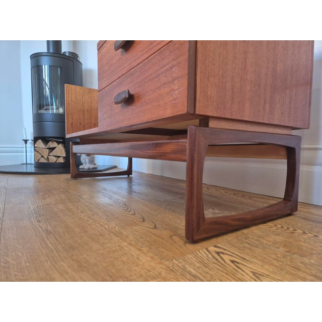 Wood Mid-Century Teak G Plan Quadrille Dressing Table by Roger Bennett for E. Gomme, 1960s For Sale - Image 7 of 12