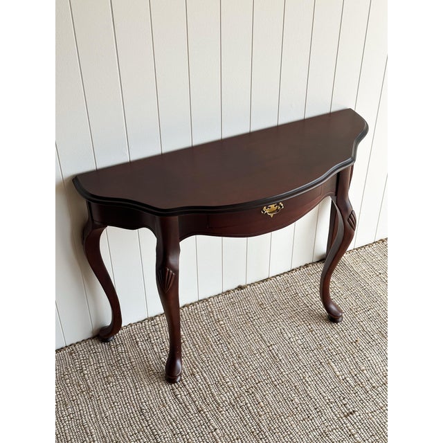 Vintage Mahogany Serpentine Console Table With Cabriole Legs For Sale - Image 4 of 12