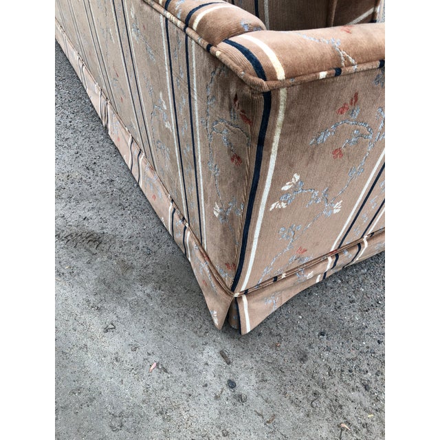 Broyhill 1970s Vintage Broyhill Chinoiserie Velvet Sofa For Sale - Image 4 of 13