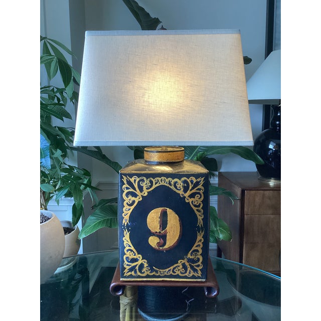 Mid 20th Century Vintage Tea Tin Folk Art “No. 9” Tole-Style Black & Gilt Table Lamp For Sale - Image 5 of 6