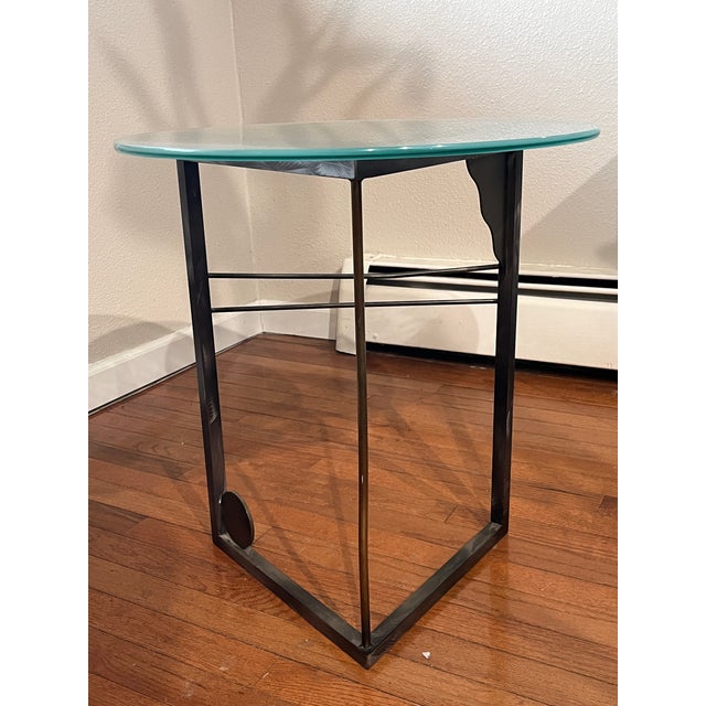 1980s 1980s Postmodern Geometric Side Table – 10mm Laser-Etched Glass (Sonneman Style) For Sale - Image 5 of 12