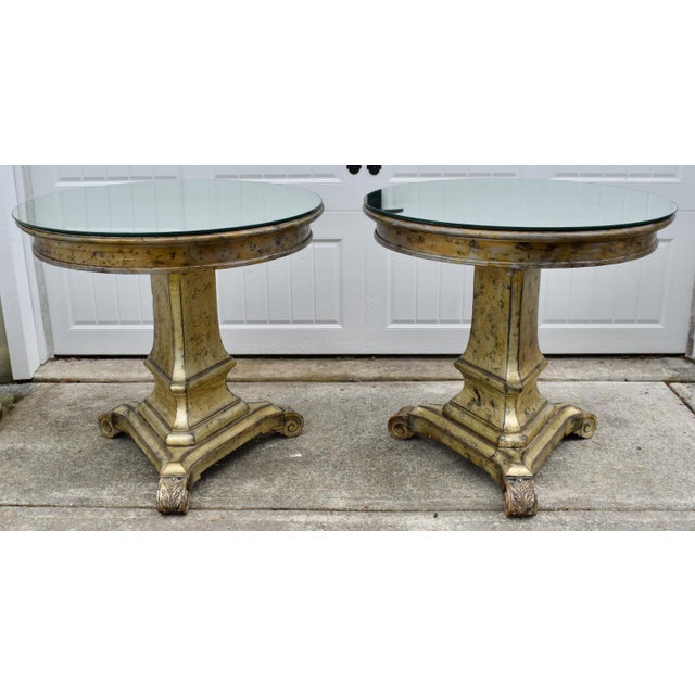 1980s Vtg. Pair Italian Regency Style Carved Wood Pedestal End Tables W/Mirrored Tops For Sale - Image 5 of 15