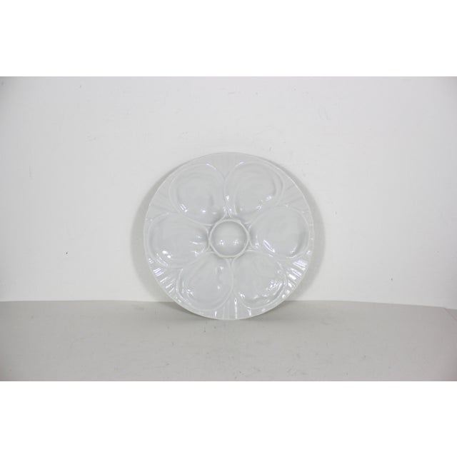 Pillivuyt et Cie Vintage White Pillivuyt French Porcelain Oyster Plate For Sale - Image 4 of 9