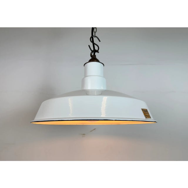 Industrial White Enamel Factory Pendant Lamp from Quadrangle Mfg. Co., 1960s For Sale - Image 16 of 18