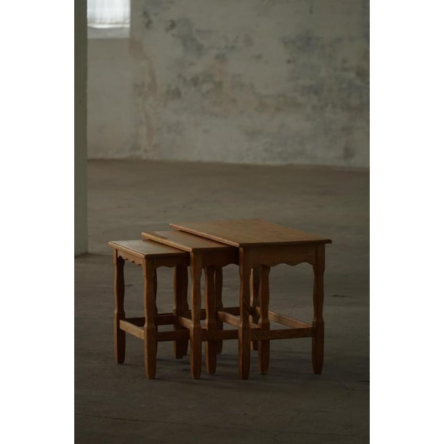 Mid-Century Modern Danish Nesting Tables in Oak, 1960s, Set of 3 For Sale - Image 13 of 14