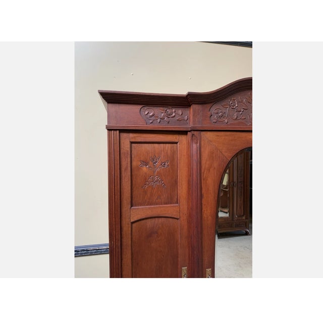 Age: circa 1910 Wood type: solid oak Condition: very good, meticulously maintained, fully restored original condition...