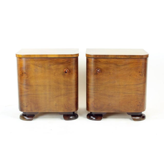 Vintage Art Deco Bedside Tables in Walnut Veneer, Czechoslovakia, 1930s, Set of 2 For Sale - Image 18 of 18