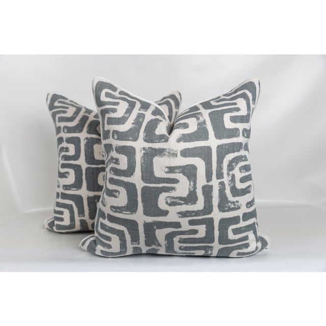 2020s Designer Oui Bloc Kravet Pillow Covers- A Pair For Sale - Image 5 of 5