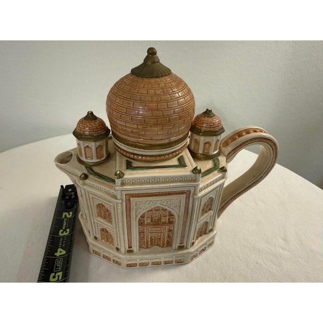 1990s Fitz & Floyd- The Taj Mahal Teapot, Part of the Famous Landmarks Around the World / Special Teas Collection For Sale - Image 9 of 11